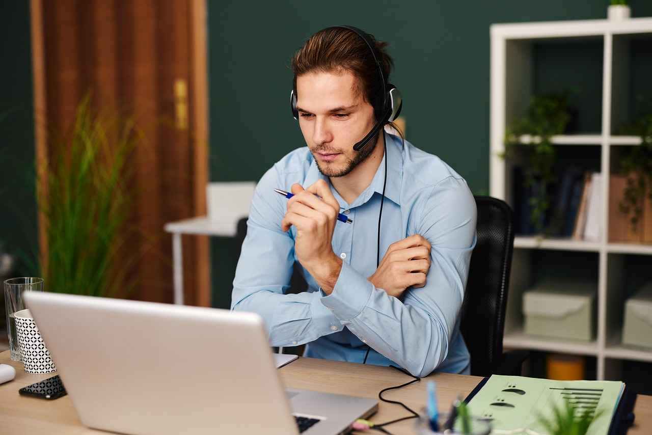 Customer Support: A Lifesaver?