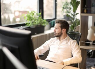 Troubleshoot Windows 11 Device Guard: Unlock Seamless Performance