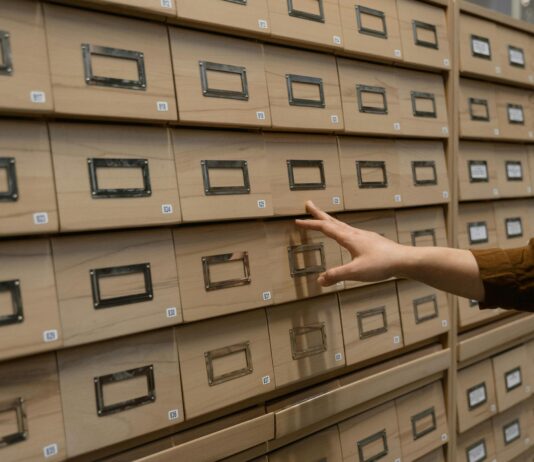 Resolve Windows 11 ReFS File System Error: Unlock Seamless Storage Page