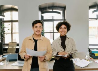 Windows 11 Desktop Icon Spacing Odd? Discover Easy Fixes Now!