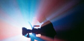 Filmmakers’ Guide to Mastering Social Media filmmaking, social media for filmmakers, film marketing, director branding, indie film promotion, grow film audience, behind the scenes content, TikTok for filmmakers, Instagram reels for films, film networking, short-form video, filmmaker tips